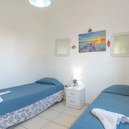 Apartment Eftichia Nea Chora *